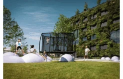 BERG Ultim Champion ECO Trampoline 410 X 250 Cm + Safety Net DLX XL -Berg Winkel 8715839090864 ckf berg toys 13 07 2022 floriade hr 2488 1 1