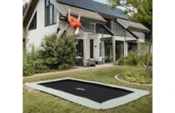 BERG Ultim Champion Flatground ECO Trampoline 410 X 250 Cm -Berg Winkel 8715839090871 ckf berg toys 22 07 2022 heesch hr 6987 bijgesneden 1